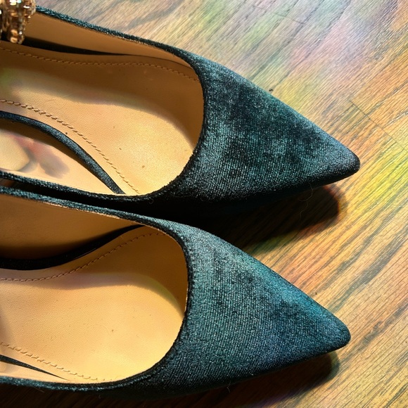 73 hours women’s velvet green point toe heels with flower button - Picture 6 of 6